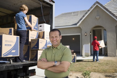 Packing and loading service for a Southwark flat move