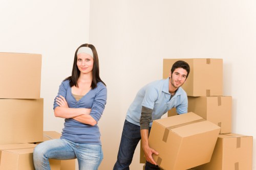 Local removals van serving homes and businesses in Southwark