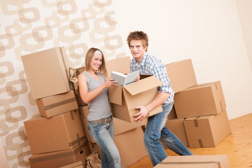 Durable moving boxes and packing materials for Southwark relocations
